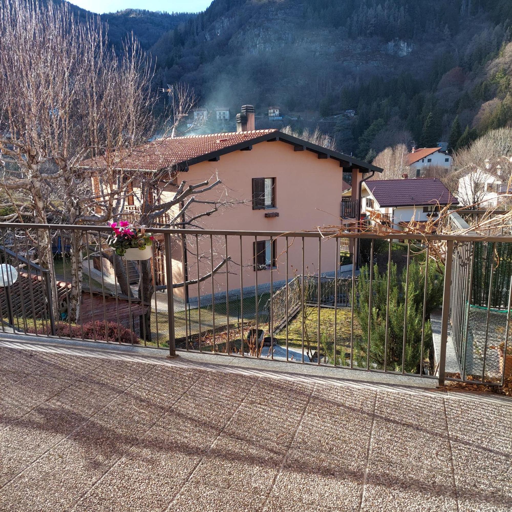 Casa Alberto - Appartamento Zona Bellagio Magreglio ภายนอก รูปภาพ